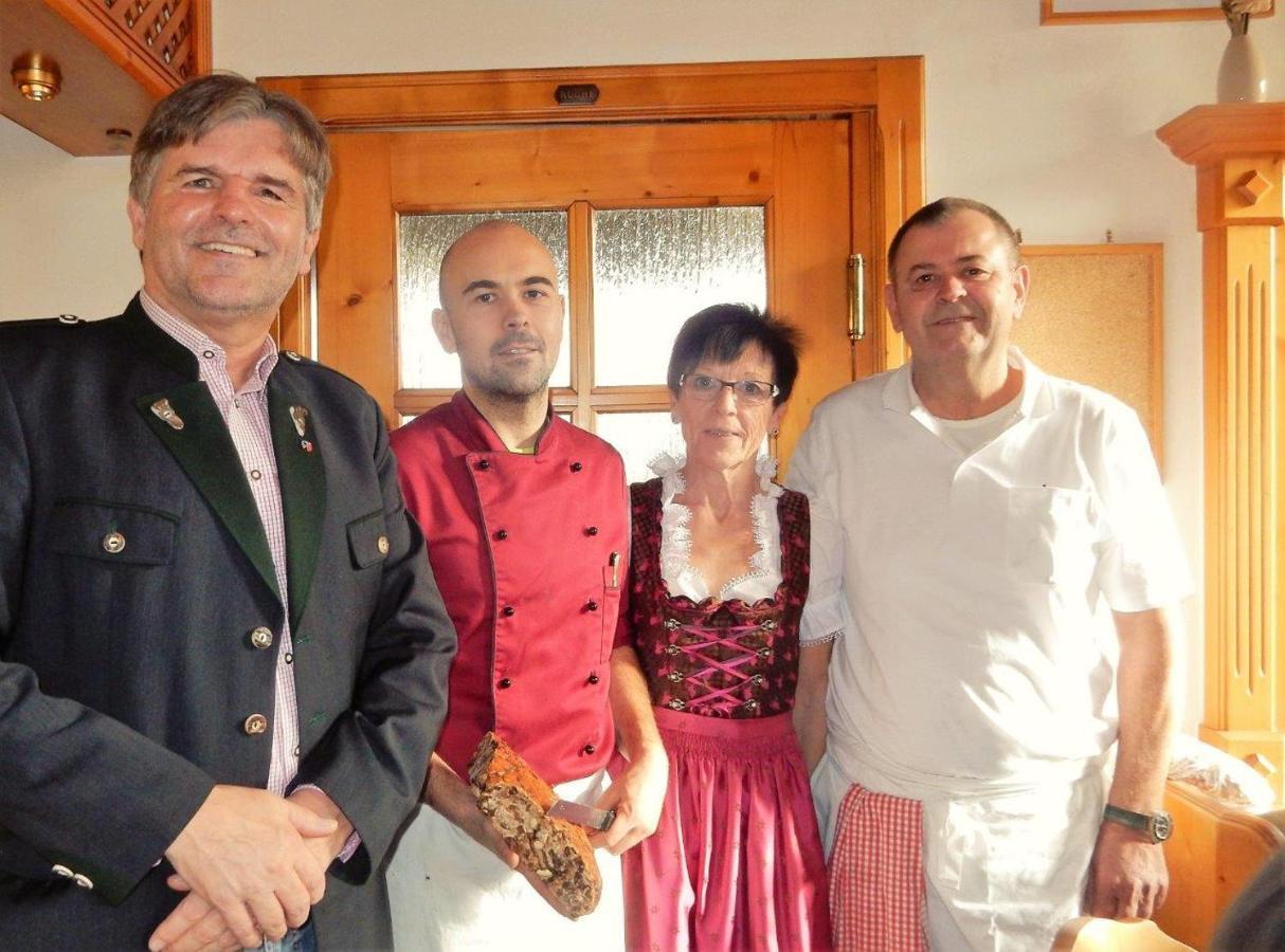 Tieschnhof Hotel Grobming Eksteriør billede
